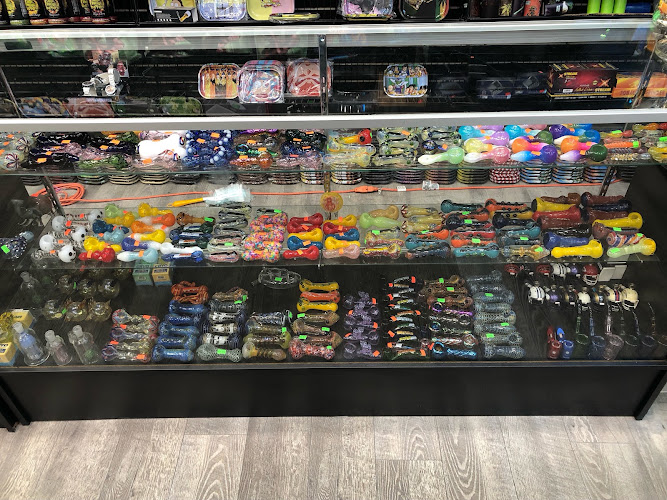 SmokeOlogy Smoke Shop in Jacksonville