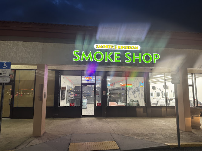 Smoker's kingdom smoke & vape shop in Orlando