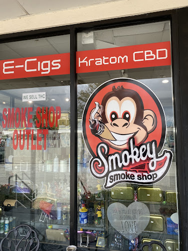 Smokey Smoke Shop outlet in Orlando