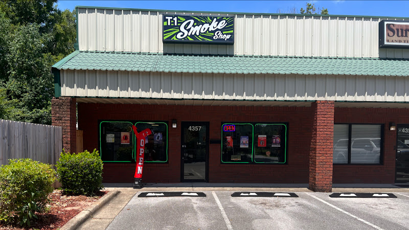 T1 Smoke & Vape Shop in Pace