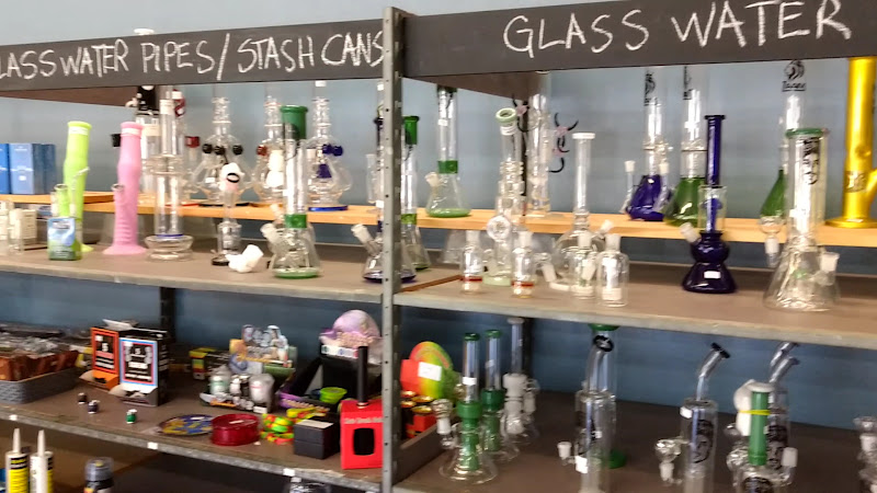 Tony Tone Glass in Niceville