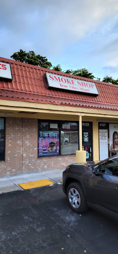 True vibes Miami Smoke shop in Pembroke Pines
