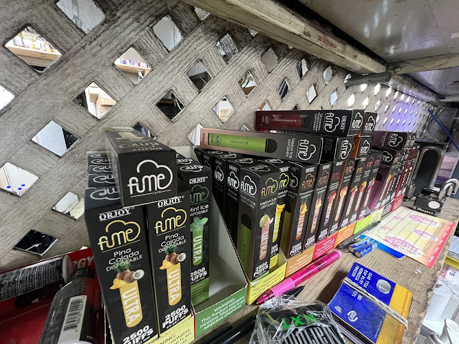 Vape Shop DriveThru in Hollywood