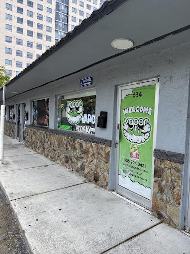 Vapor 4 All Smoke Shop in Miami