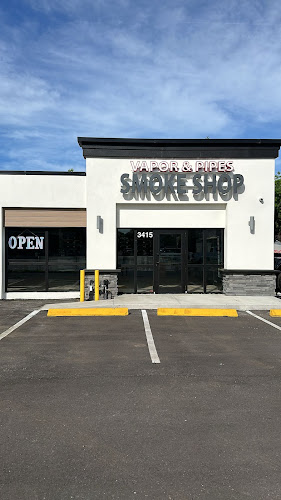 Vapor & Pipes Smoke Shop in Tampa